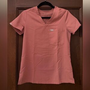 FIGS Mauve Catarina - One-Pocket Scrub Top